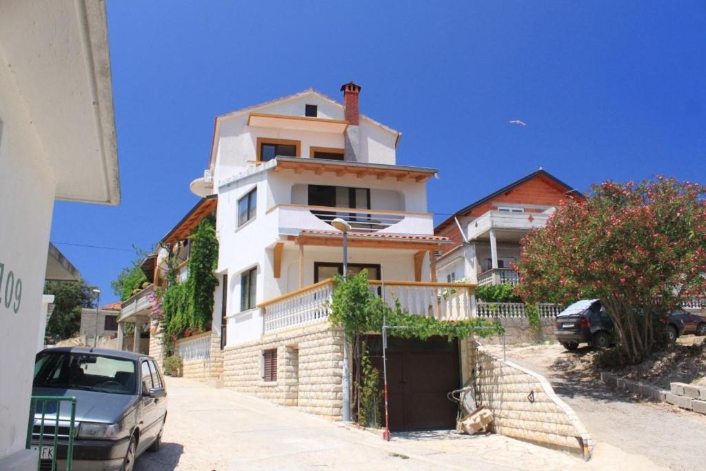Apartment Sali 8174A Екстериор снимка