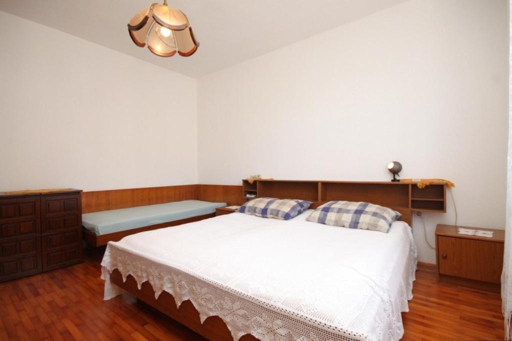 Apartment Sali 8174A Екстериор снимка
